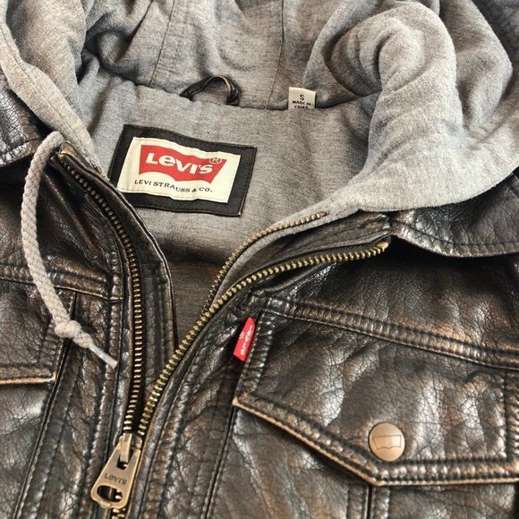 Levi's Faux Leather Jacket - Picture 7 of 16